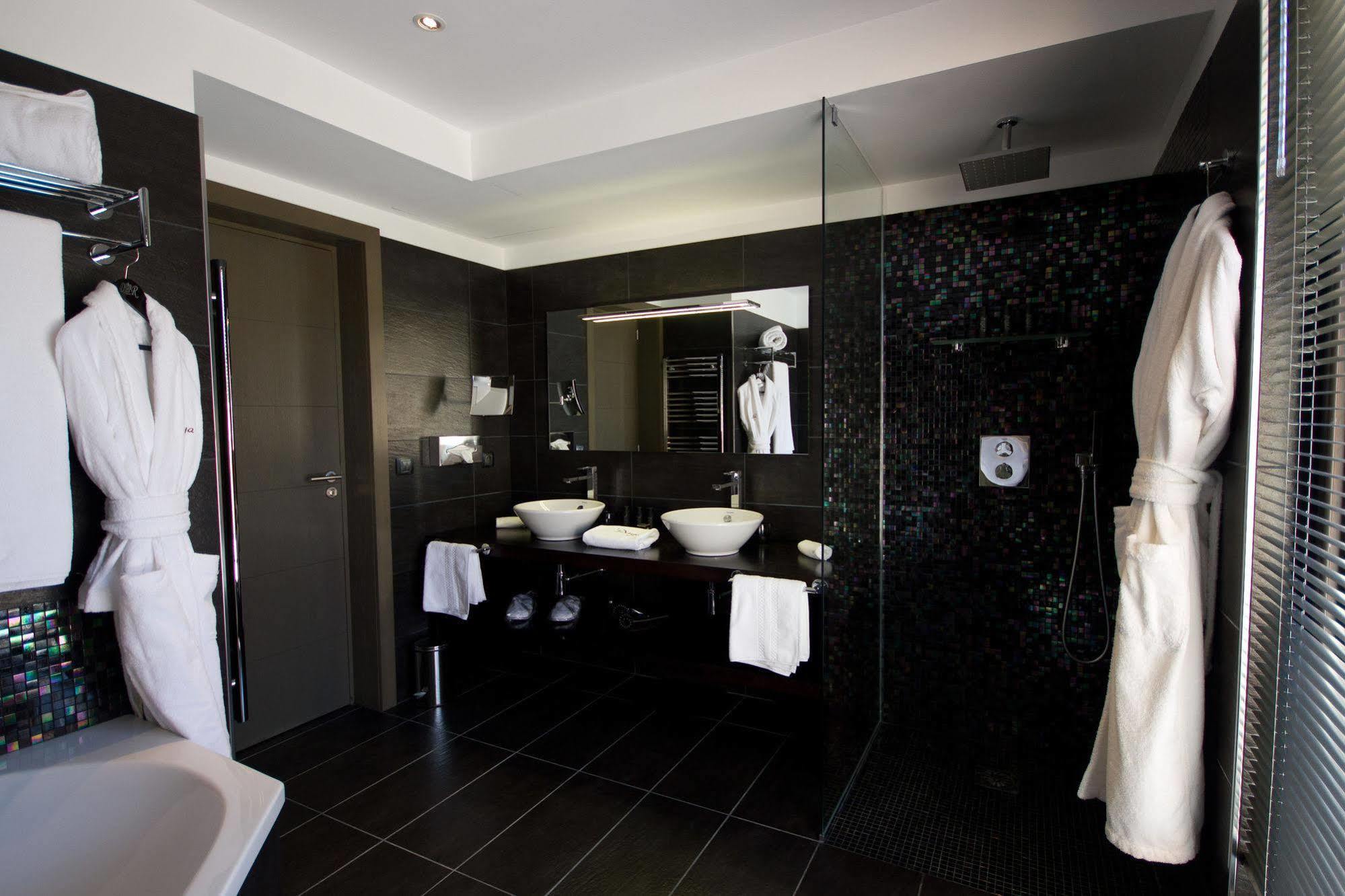 Le Daya Hotel & Spa - Boutique Hotel Roquebrune-sur Argens Bagian luar foto