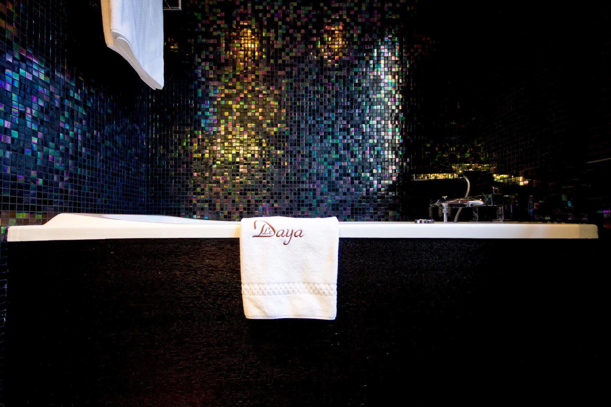 Le Daya Hotel & Spa - Boutique Hotel Roquebrune-sur Argens Bagian luar foto