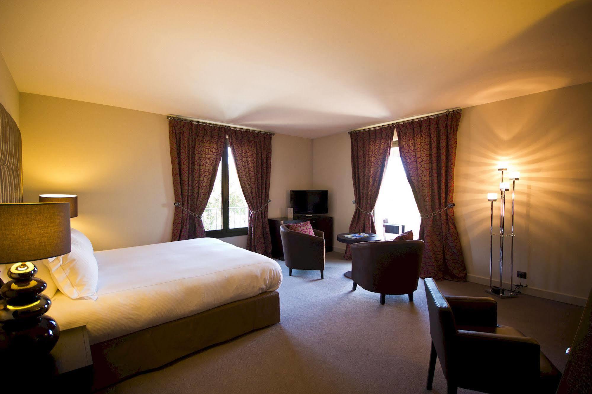 Le Daya Hotel & Spa - Boutique Hotel Roquebrune-sur Argens Bagian luar foto